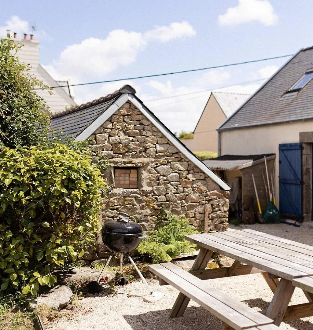 Holiday home Ty Glaz Lilia - La Maison Bleue Plouguerneau France